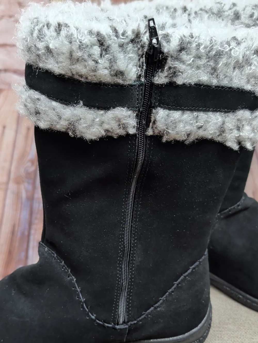 Pro Pet Black Suede Women's  Fur Lined Winter Boots Size 11 New Nwt